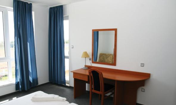 Hotel Veleka Chernomorets Exterior photo